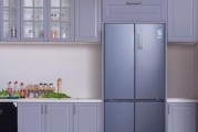 冰箱的放置与使用技巧（厨房中的冰箱布置及注意事项）