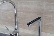 净水器漏水处理方法大全（解决家庭净水器漏水问题的实用技巧）