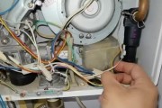 奥克斯壁挂炉e5故障怎么处理？常见问题解决方法是什么？