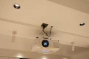 投影仪和音响组合时线路如何布置？