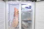 解决LG冰箱冰堵的实用方法（三招轻松处理LG冰箱冰堵）