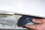 马桶一边上水一边漏水怎么办？马桶漏水问题怎么解决？