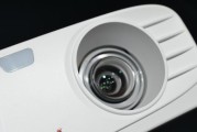 投影仪自动变焦故障及解决方法（投影仪变焦故障的原因分析和修复技巧）
