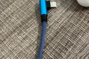 苹果12弯头充电器使用方法是什么？使用时有哪些注意事项？