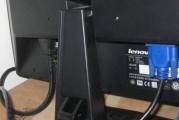 翻开电脑盖子开机黑屏怎么办？硬件故障还是设置问题？
