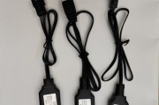 充电器连接的小玩具是什么？它的工作原理是什么？