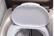 洗衣机进水管漏水问题的解决方案（找到漏水原因）