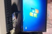 电脑主机一亮一灭启动不了怎么办（解决电脑主机闪灯无法启动的问题）