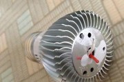 投影仪翻转盒如何拆解？拆解过程中需要注意什么？