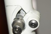 机顶盒折叠机构的使用方法是什么？操作复杂吗？