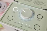 饮水机水里有小泡泡（探究饮水机水中小泡泡的成因及消除技巧）