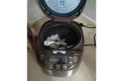 电饭煲内胆不圆了怎么修（电饭煲内胆变形的原因及修复方法）