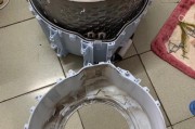 如何使用滚动洗衣机拆机清洗（彻底清洁滚动洗衣机）