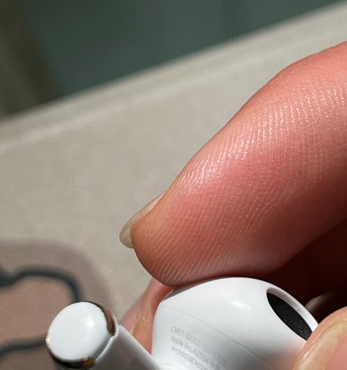 AirPods3的按键切歌开启及敲击位置详解（掌握AirPods3的按键功能，畅享音乐切换的便捷体验）
