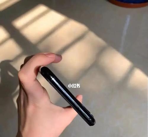 全面解析iPhone11Pro真机体验（从设计到性能，探秘iPhone11Pro的卓越之处）