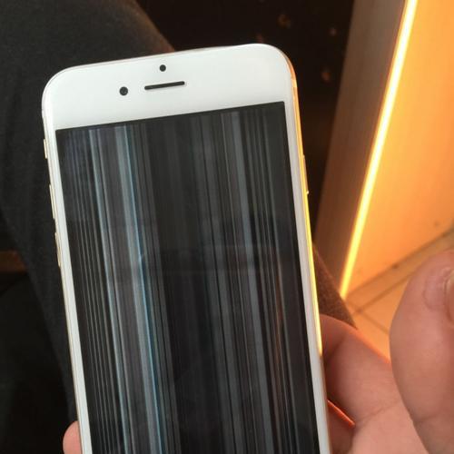 iPhone屏幕失灵了该怎么办？（解决iPhone屏幕失灵问题的有效方法）
