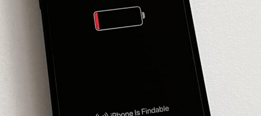 解决iPhone无法关机的问题（快速修复iPhone无法关机的方法与技巧）