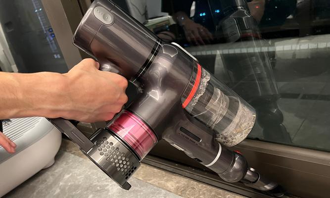 小狗T22ProRinse吸尘器（高科技设计，革新吸尘体验！）