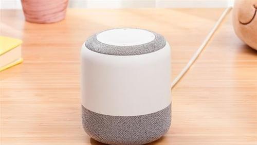 如何解决语音控制显示器不亮的问题（探索一种简便的解决方案）