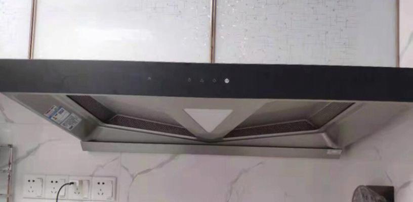 如何清洗以老板油烟机感应款（清洗你的油烟机）