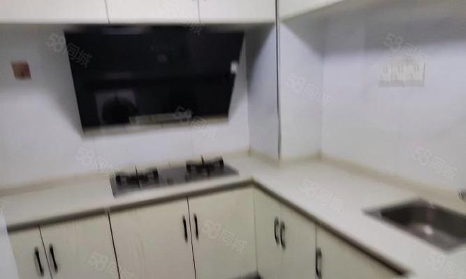 如何正确清洗鄂州油烟机（快速有效清除油烟污垢的秘诀）