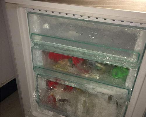 解决冰柜除冰问题的方法（以冰柜除冰是什么方法）