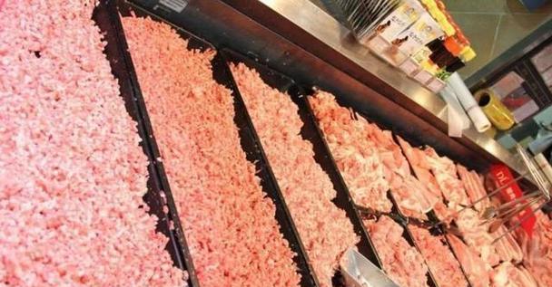 冰箱解冻肉最快方法（简单易行的技巧助你快速解冻食材）