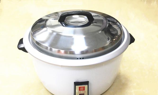 电饭煲进水后的故障与维修（水浸电饭煲）