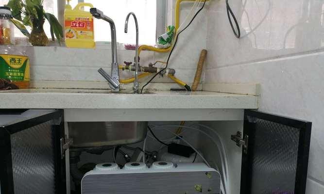 自来水饮水机安装指南（简单易行的自来水饮水机安装步骤）