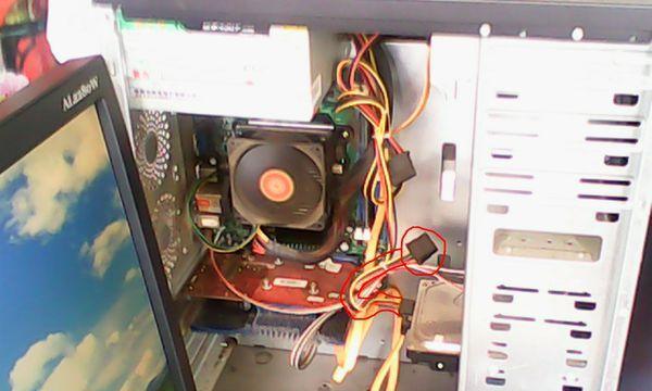 电脑硬盘无法读取的解决方法（修复电脑硬盘读取问题）