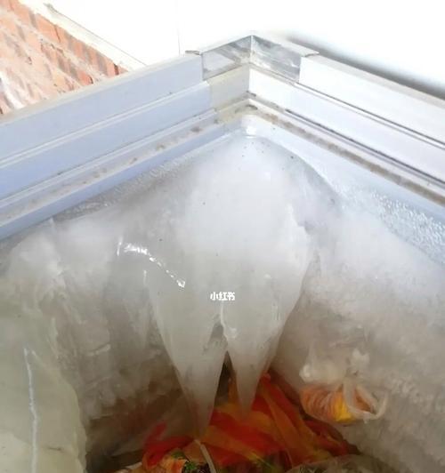 冰箱破洞漏气后还能继续使用吗（冰箱破洞漏气的原因及应对方法）