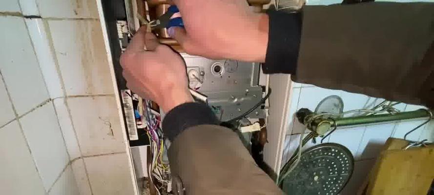 解析年代热水器A5故障及解决方法（了解A5故障原因）