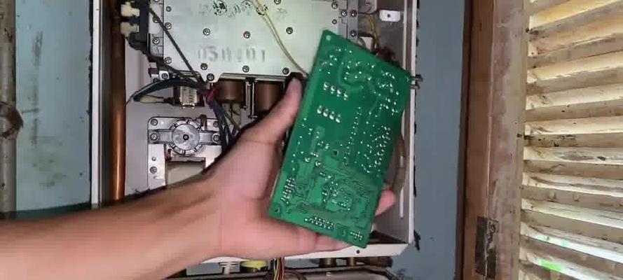 壁挂炉出现E1Z故障的原因及解决方法（探究壁挂炉E1Z故障的根源和应对策略）