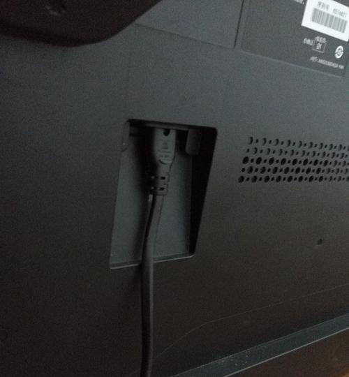 液晶电视机声音小维修技巧（解决液晶电视机声音小的常见问题）