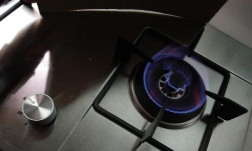 天然气灶打不着火原因是什么？天然气灶打不着火解决方法有哪些？
