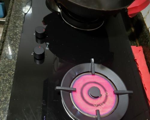 煤气灶松手熄火怎么回事？熄火原因及解决方法是什么？