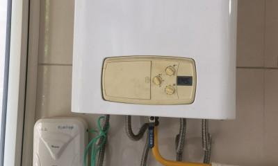 奥克斯壁挂炉E4故障是什么意思？如何解决？
