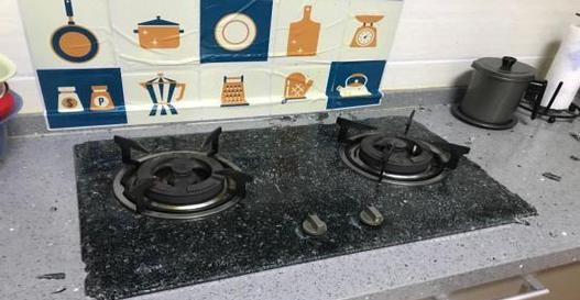 燃气灶脉冲电器维修价格是多少？常见问题有哪些解决方法？