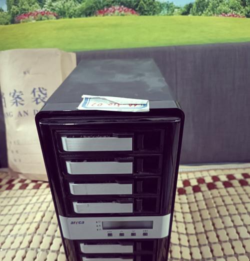 RAID5详解及其升级版RAID5E的特性？