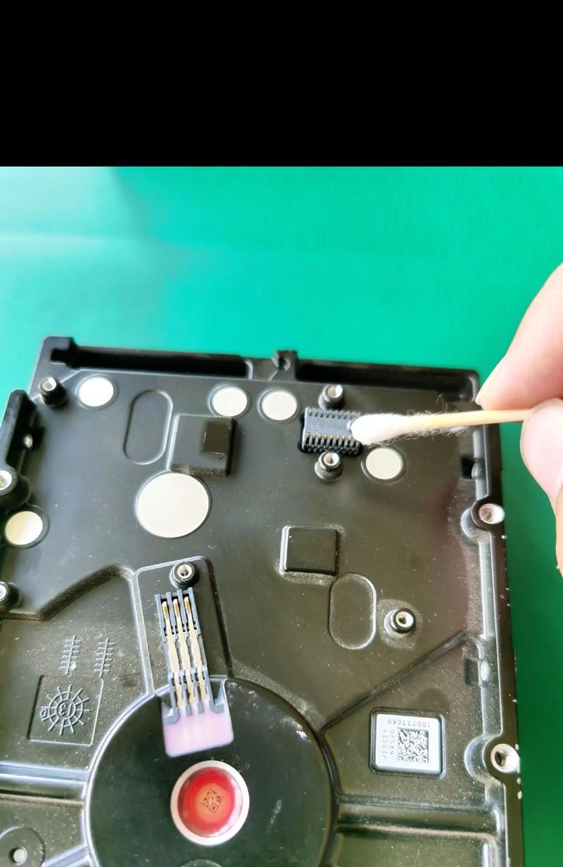 硬盘坏了修复费用是多少？需要多长时间？