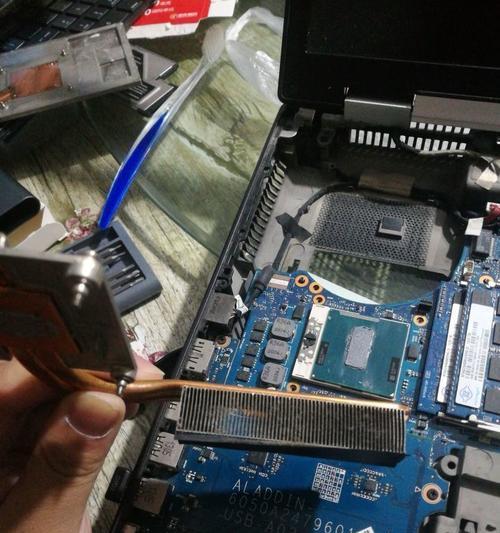 显卡维修自学教程怎么开始？遇到常见问题如何解决？