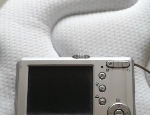 三星s500照相机镜头卡住不动了怎么办？维修步骤和费用是多少？