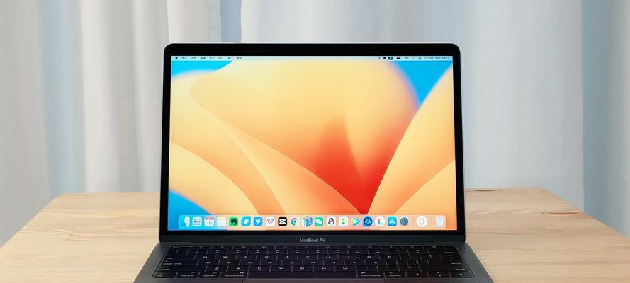 苹果macbookair值得买吗？性能和价格如何权衡？
