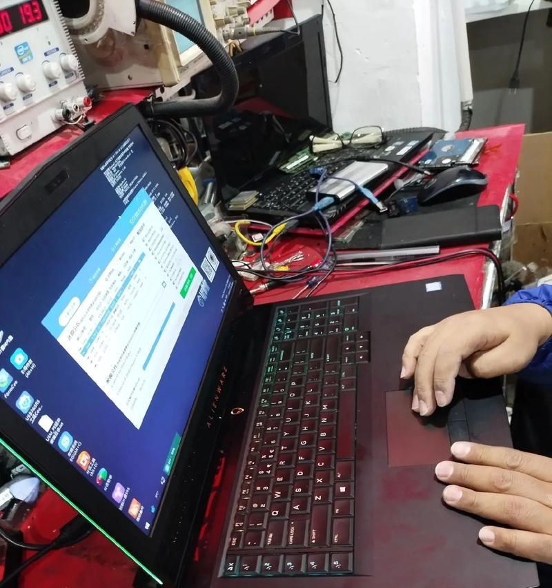Dell外星人台式机测评怎么样？性能和散热表现如何？
