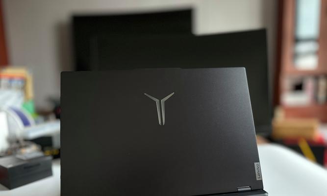 屏幕最好的笔记本排行是怎样的？如何根据屏幕选择合适的笔记本？