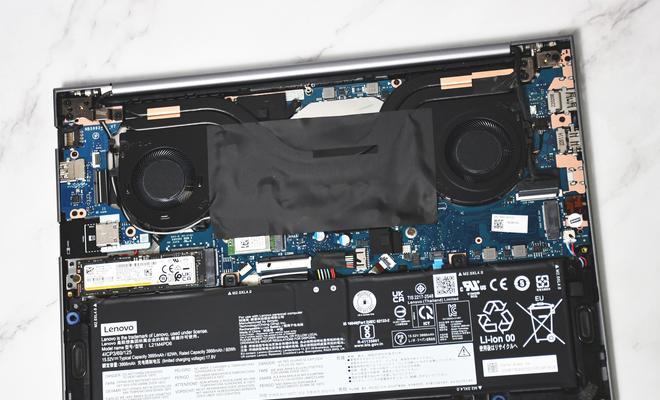 ThinkBook14+的亮点是什么？购买时需要考虑哪些因素？