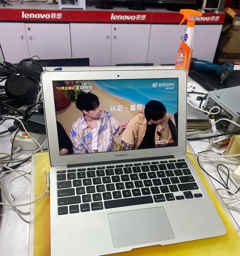 12寸MacBook笔记本电脑尺寸是多少？携带方便吗？