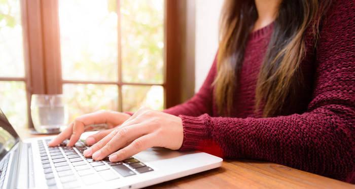 女大学生如何挑选笔记本？秀外慧中标准是什么？