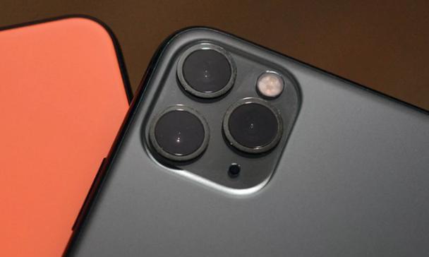 使用20w快充对iphone11电池有损害吗？