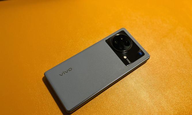 vivo折叠屏手机怎么样？使用体验和常见问题解答？